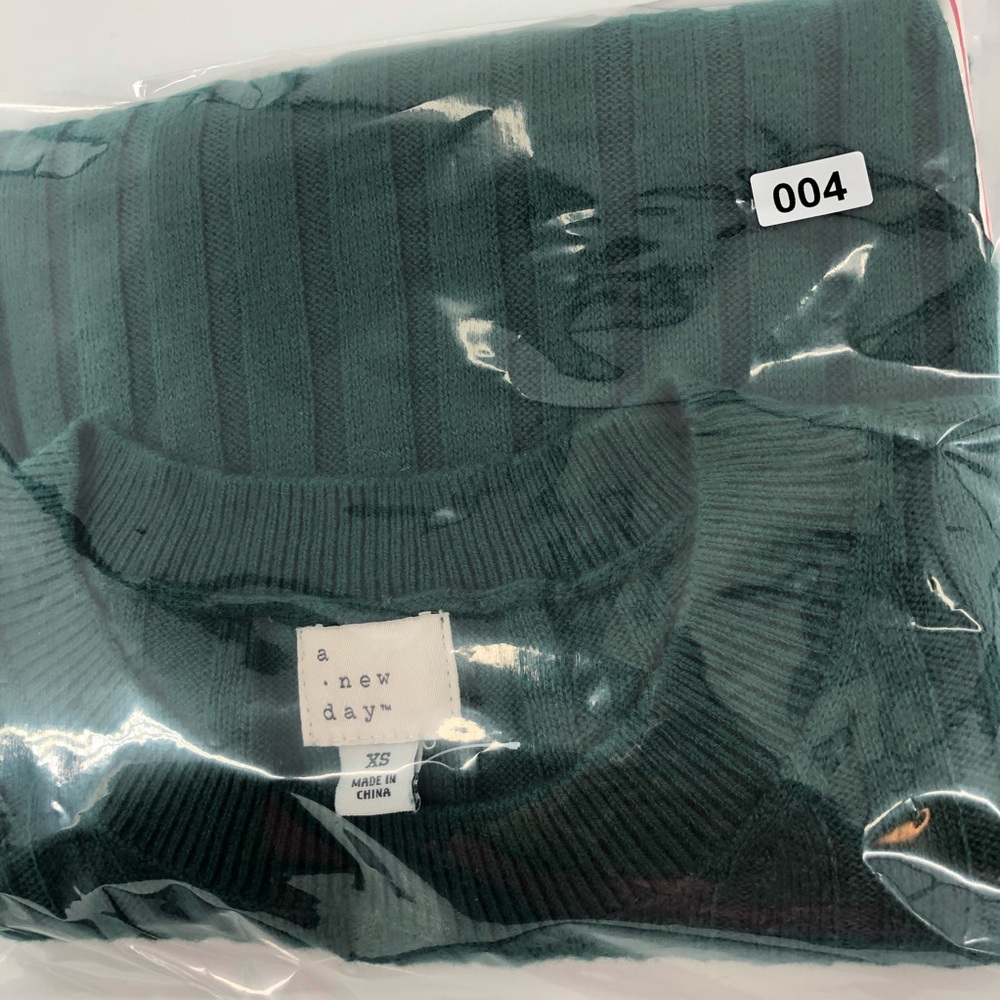 A New Day Knit Green Sweater - Picture 11 of 11